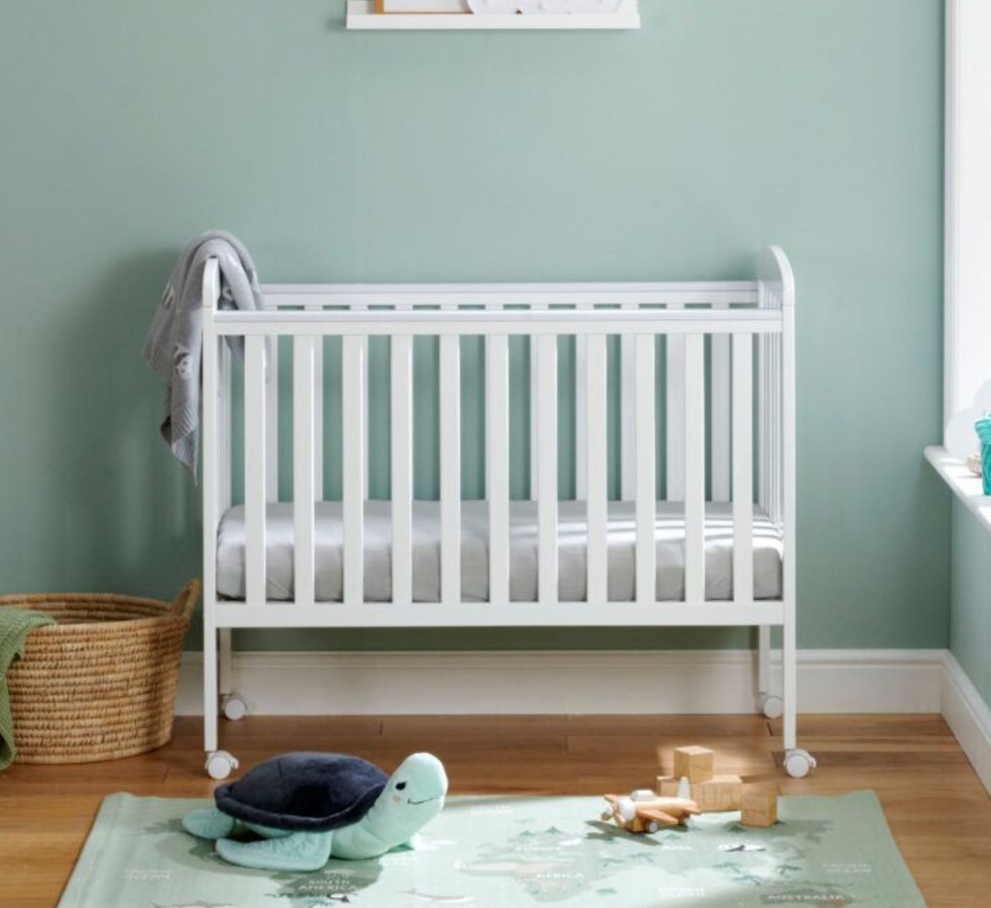 Babymore Space Saver Cot - White