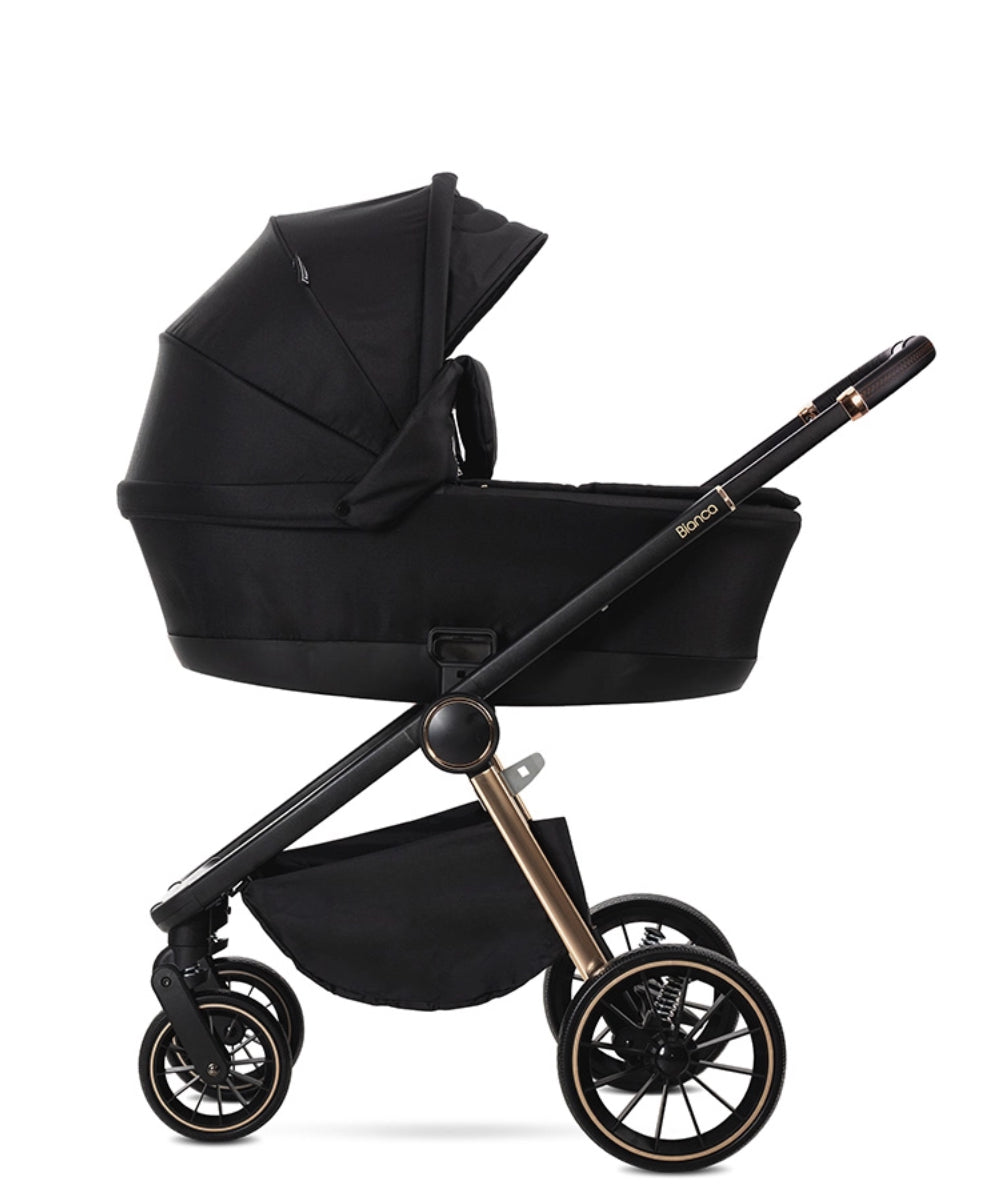 Lorelli Bianca 3in1 Travel System - Black
Includes Aria Luxe Car Seat and Rain Cover