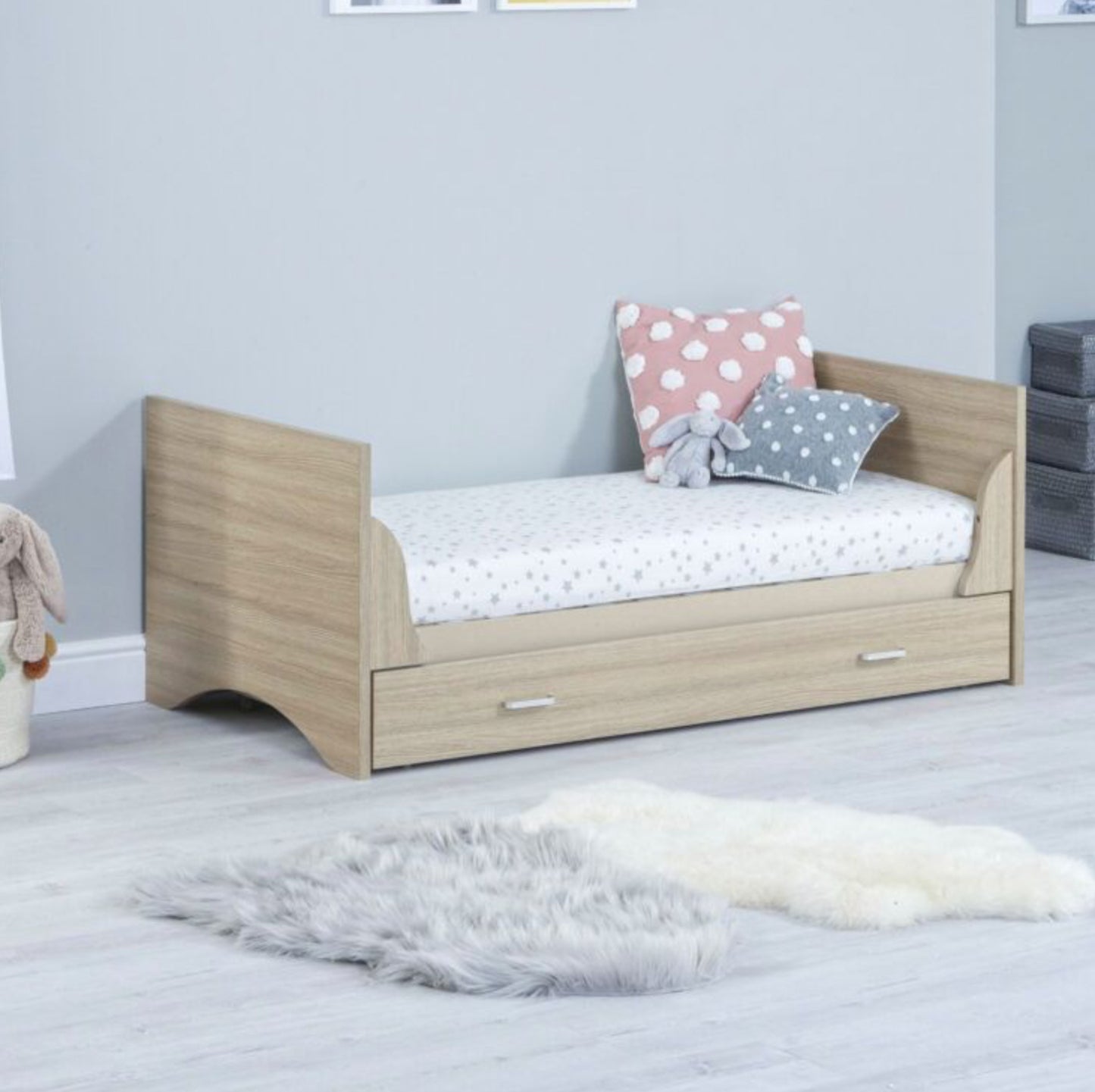 Babymore Veni Cot Bed with Drawer - Oak