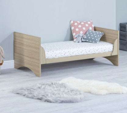 Babymore Veni Cot Bed - Oak