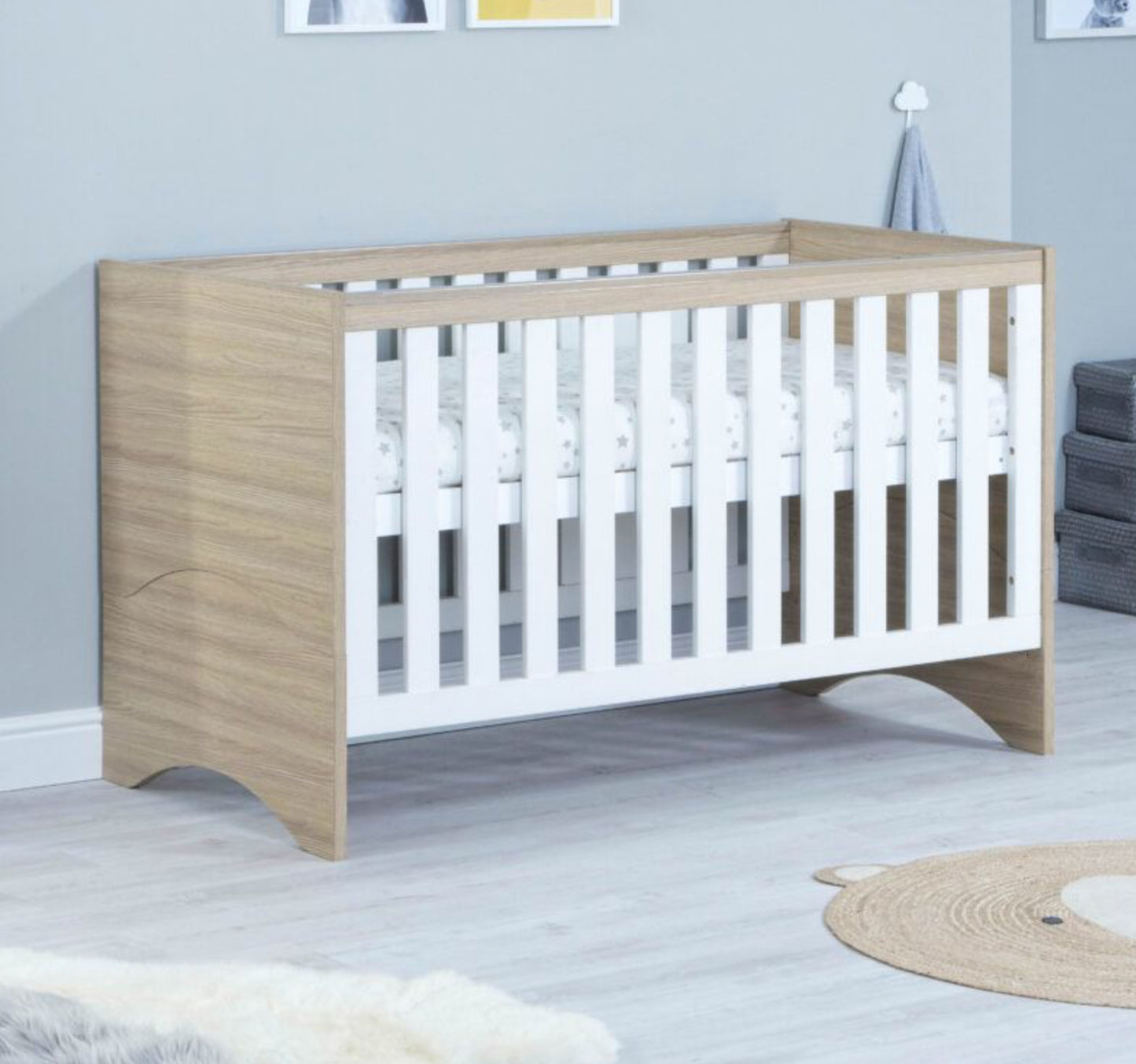 Babymore Veni Cot Bed - White Oak